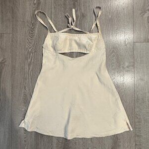 Derek Lam Cream Silk Dress. Good Condition! Size 2